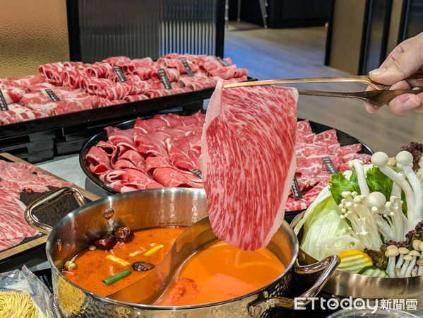 ▲主打日本A5和牛！新・肉多多8/16試營運。（圖／記者黃士原攝）