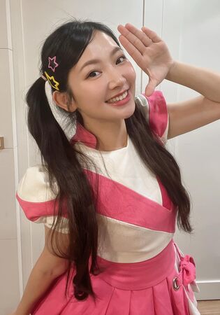 ▲優格姐姐2017年與實況主Xargon結婚後，育有一對子女。（圖／翻攝自Facebook／優格 - Doremi姐姐）