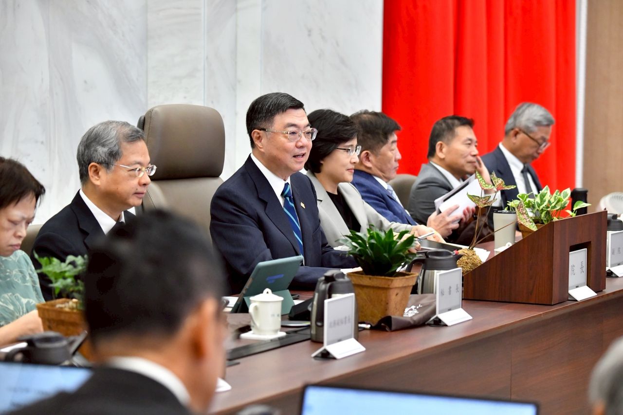 盧秀燕親赴院會丟3直球交鋒　卓榮泰：共同解決問題不是創造聲量