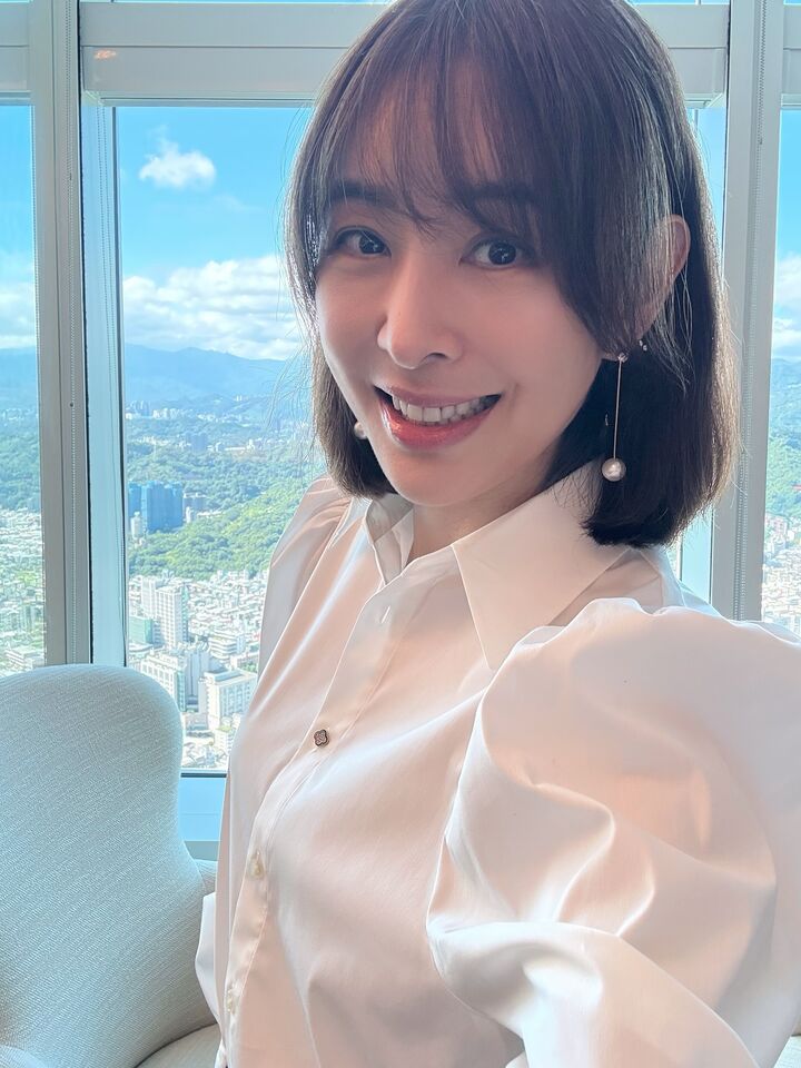 ▲▼賈永婕剪頭髮。（圖／翻攝自Facebook／賈永婕的跑跳人生）