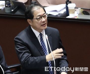 「小英男孩」外綠能弊案還有更大尾？　鄭銘謙：證據在哪辦到哪