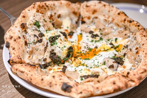 ▲▼Gino Pizza Napoletana 新莊中原店。（圖／部落客周花花授權提供）