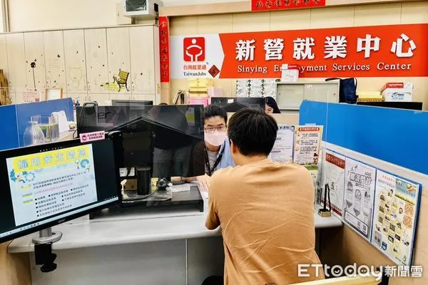 ▲勞動部啟動強化版「僱用安定措施」，減班休息勞工最高可領補助7萬2600元。（記者林東良翻攝，下同）