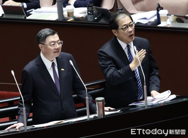 ▲▼卓榮泰 鄭銘謙 新世代打擊詐欺策略行動綱領2.0執行成效 專案報告 備詢 立法院 。（圖／記者屠惠剛攝）