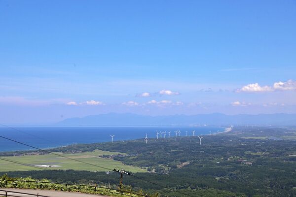 ▲▼寒風山迴轉展望台。（圖／部落客VIVIYU小世界授權提供）