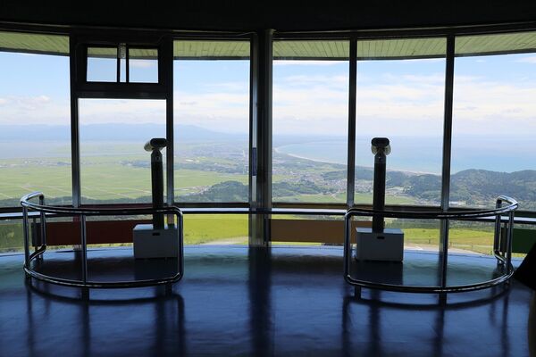 ▲▼寒風山迴轉展望台。（圖／部落客VIVIYU小世界授權提供）