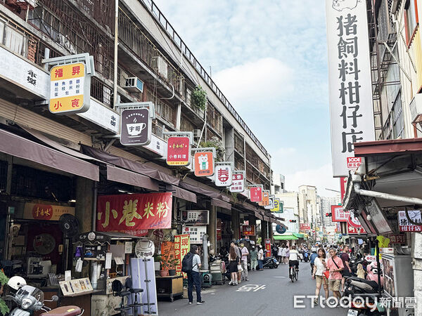 ▲和逸飯店&bull;台南西門館推出「漫步台南way」住房專案，贈送三大商圈500元抵用券，帶旅客一次玩遍必比登美食與特色小店。（圖／記者林東良翻攝，下同）