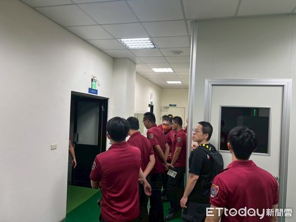 ▲台南市消防五大隊與溫士頓醫藥公司進行組訓踏勘，提升防救災應變能量。（圖／記者林東良翻攝，下同）