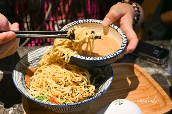 ▲▼定置漁場三代目羅東店。（圖／部落客水晶安蹄不務正業過生活授權提供）