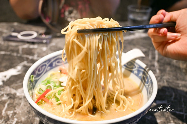 ▲▼定置漁場三代目羅東店。（圖／部落客水晶安蹄不務正業過生活授權提供）