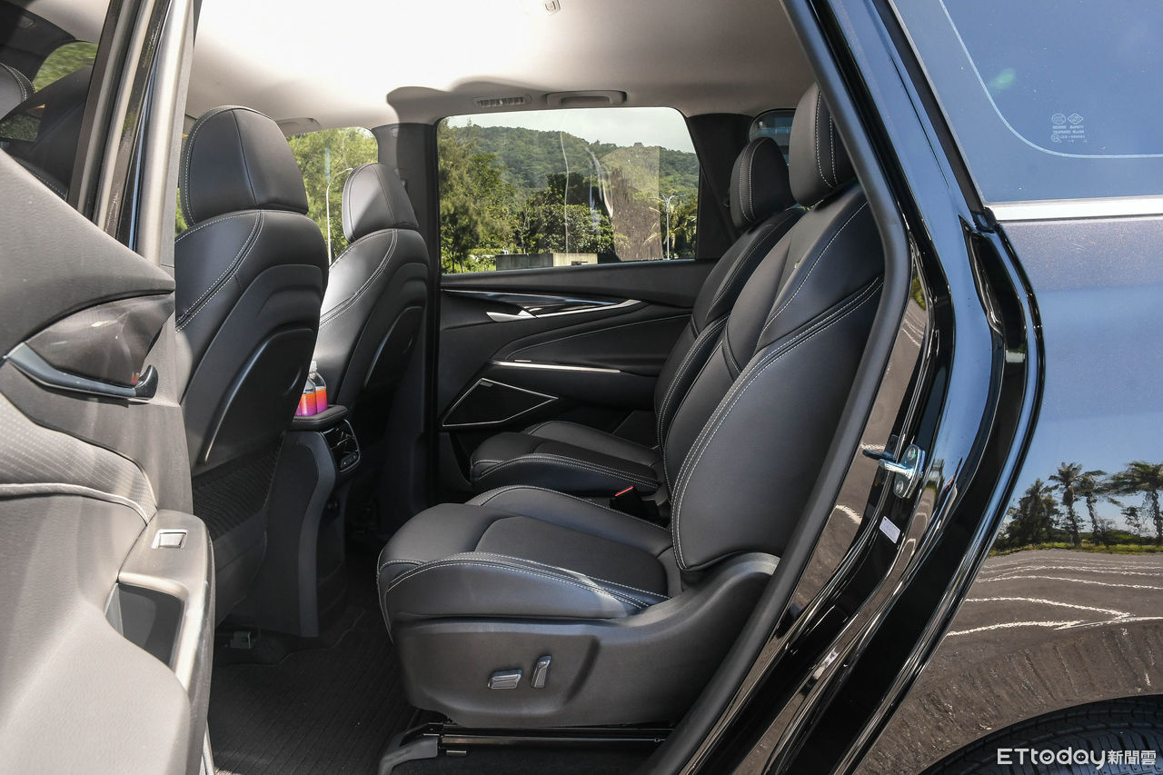 ▲國產7人座新秀來襲！MG G50 Plus配備給滿、價格優參戰MPV戰場。（圖／記者徐煜展攝）