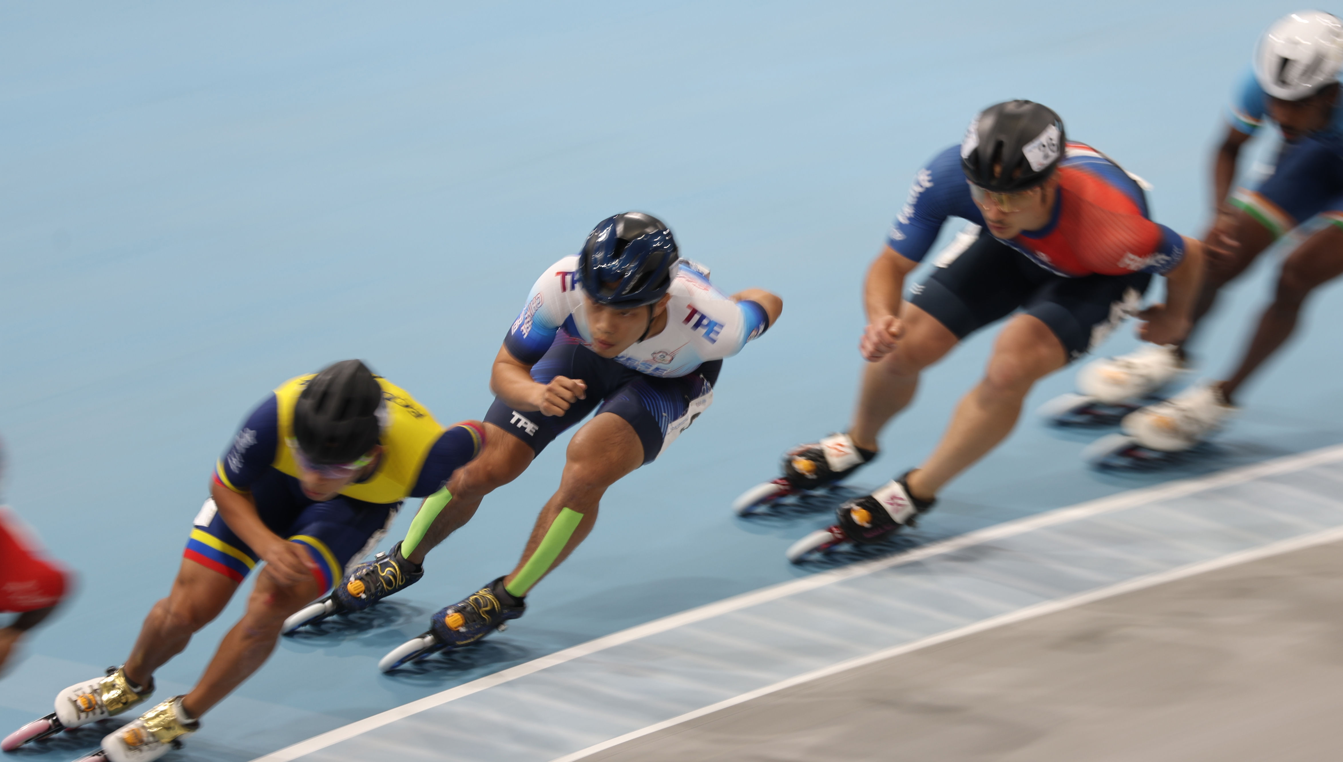 ▲▼台灣競速溜冰好手趙祖政在1000公尺爭先賽決賽遭推擠，痛失站上頒獎台的機會。（圖／中華奧會提供）