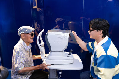 蕭煌奇遇到對手了！　「帶李炳輝視力檢查」遭噴地獄梗：我就中風啊