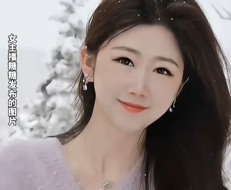▲▼27歲甜美網紅突發腦溢血過世。（圖／翻攝自微博）