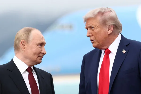 ▲美國總統川普在阿拉斯加會見俄羅斯總統普丁。（圖／路透）