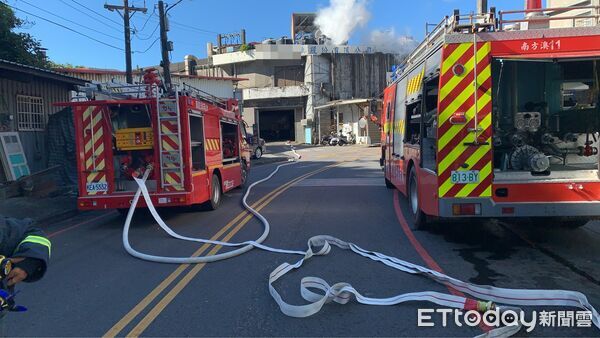 ▲▼            宜蘭某海產冷凍加工廠發生氨氣外洩意外。（圖／記者游芳男翻攝，下同）