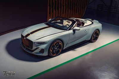 賓利「最強敞篷W12引擎超跑」現身!經典賽車彩繪上身有夠帥