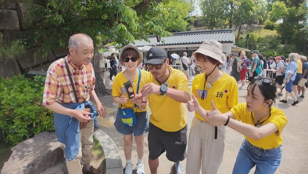▲粿粿(左)信心滿滿地向坤達(右)喊話：「我覺得我們會贏，很可能滿分！」。（圖／綜藝玩很大）