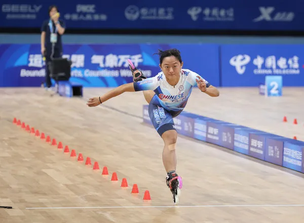 ▲中華隊劉巧兮在世運會女子自由式滑輪速度過樁拿下金牌。（圖／中華奧會提供）