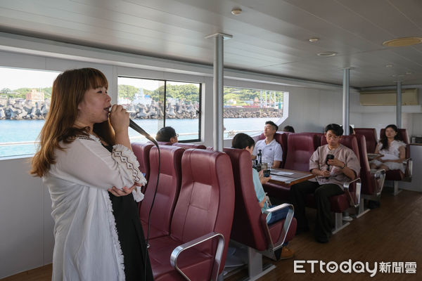 ▲艾利鼻子創辦人Elly「海上香氣療癒課」,基隆旅遊,海上製作空間香氛,船上調香,基隆旅遊。（圖／記者彭懷玉攝）