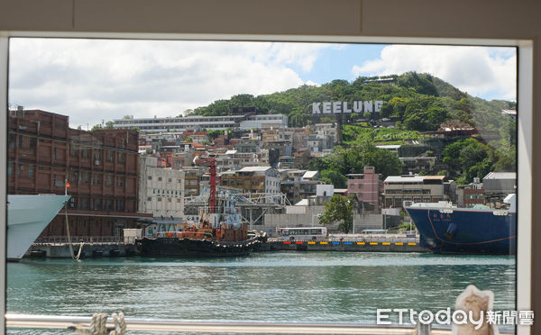 ▲艾利鼻子創辦人Elly「海上香氣療癒課」,基隆旅遊,海上製作空間香氛,船上調香,基隆旅遊。（圖／記者彭懷玉攝）