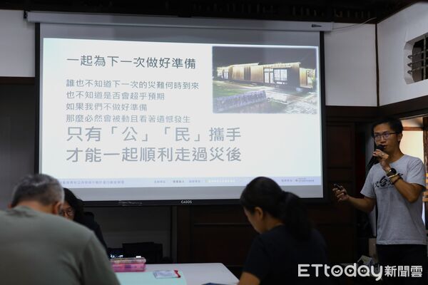 ▲青年團隊「藝饗旅人」在後壁璞育塾文創園區舉辦《我在風災 恢復生活2：用盡全力支援地方》小聚活動。（圖／記者林東良翻攝，下同）