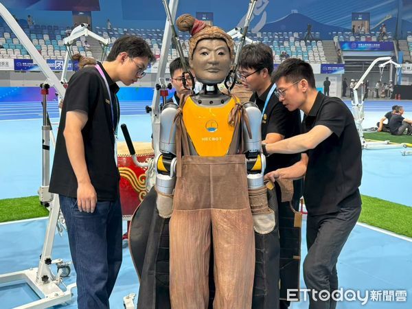 ▲▼2025世界人形機器人運動會，秦俑魂。（圖／記者陳冠宇攝）