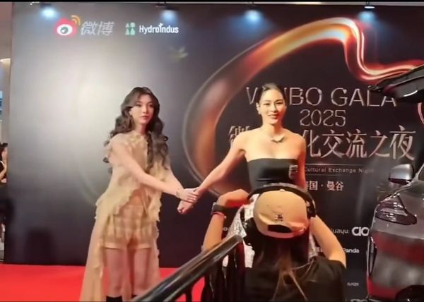 ▲▼「泰百天花板」LingOrm出席微博活動，牽手卻被工作人員禁止。（圖／翻攝自X）