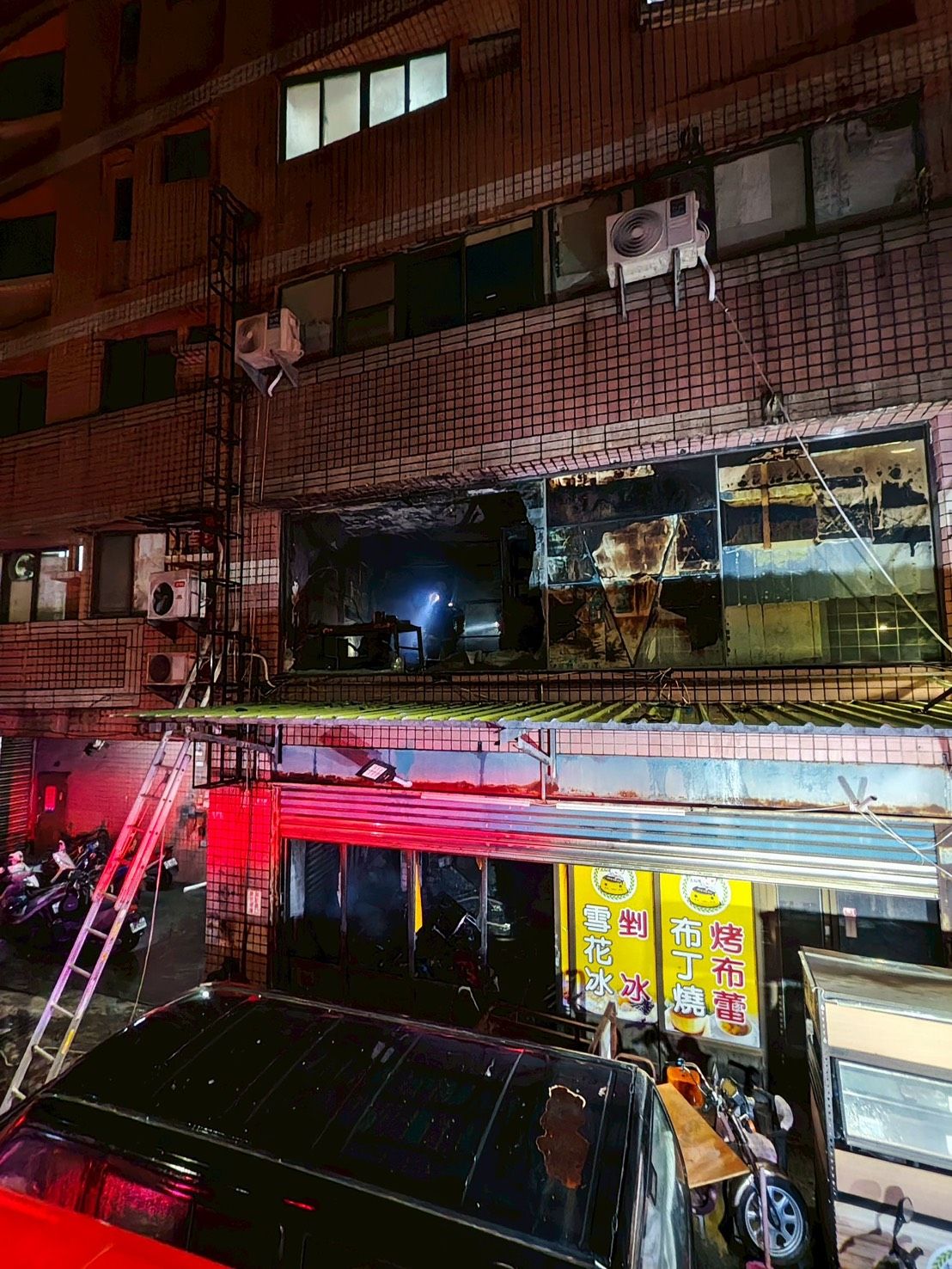 高雄3死火警。(圖／記者吳奕靖翻攝）