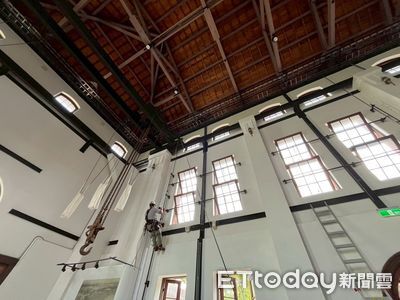 台南水道博物館結合高空繩索維護 百年古蹟重現光採