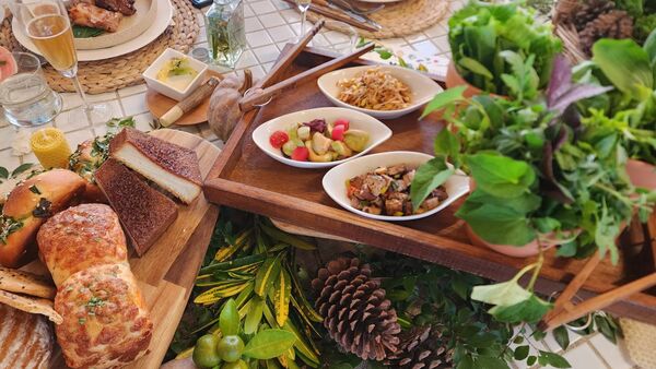 ▲「2025桃園韭菜花節」將於8月30日至9月20日開跑，農業局先釋出「韭鄉質感餐桌活動」消息。（圖／桃園市農業局提供）