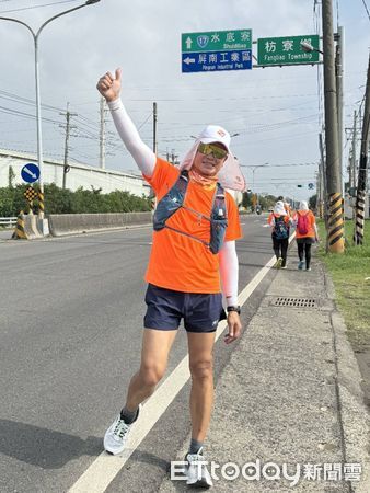 ▲▼山大EMBA徒步環台23天，號召全台募款做公益。（圖／記者許宥孺翻攝）