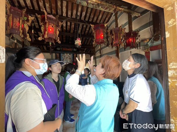 ▲▼    嘉義縣社福中心攜手公益團體助弱勢家庭  。（圖／嘉義縣政府提供）