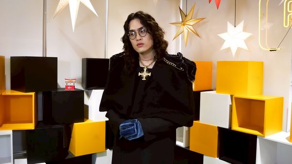 Crane and little Boys Orchestra appeared on the 'Entertainment Super Skr' to promote the new album