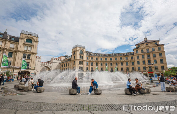 ▲▼德國慕尼黑卡爾廣場。（圖／記者蔡玟君攝）