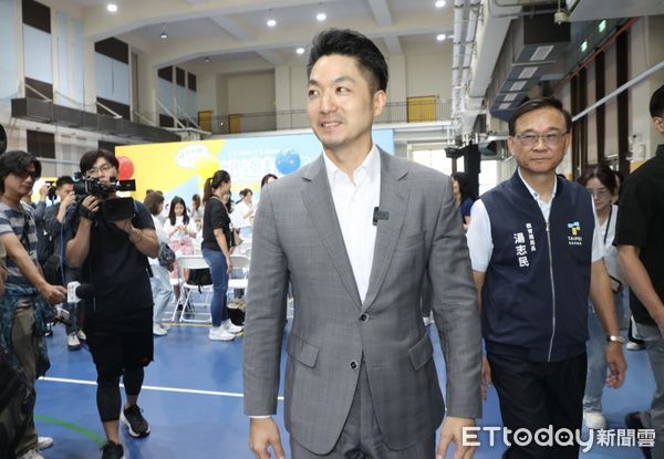 ▲▼ 蔣萬安臺北市「鮮奶週報」擴大升級2.0   。（圖／記者徐文彬攝）