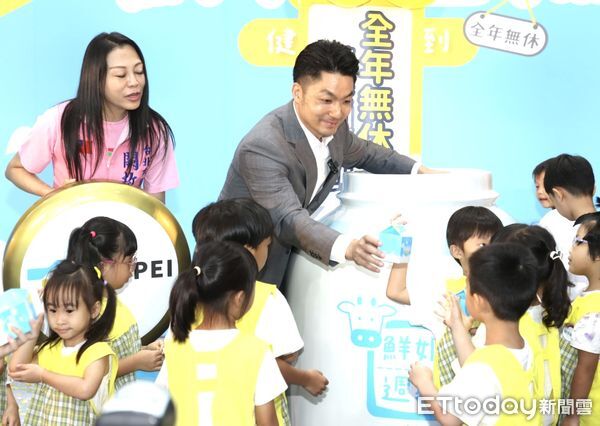 ▲▼ 蔣萬安臺北市「鮮奶週報」擴大升級2.0   。（圖／記者徐文彬攝）