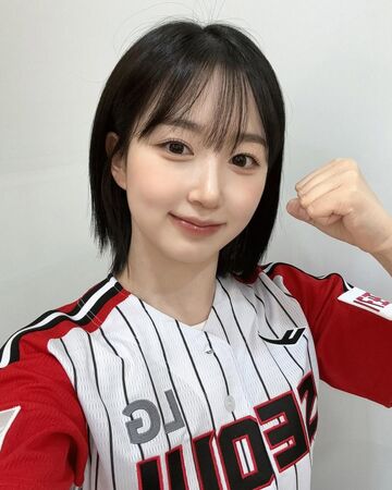 ▲▼LG雙子Haewon。（圖／翻攝自Instagram／nmixx_official）