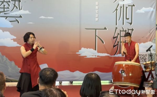 ▲雲林縣政府今年再推「藝術宅急便」，從8月到11月要把舞蹈、戲劇、馬戲、音樂等多元表演藝術送進11個鄉鎮。（圖／記者游瓊華翻攝）