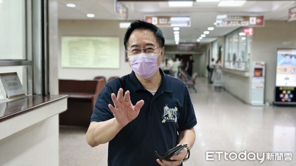 ▲▼前立委蔡正元批金溥聰「藍白破局戰犯」，因此挨告被求償600萬元，18日到台北地院出庭。（圖／記者黃哲民攝）