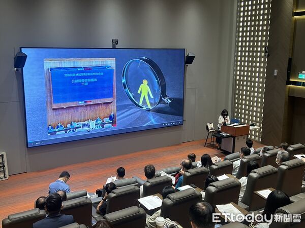 ▲雲林縣府政風處今日舉辦《公益揭弊者保護法》專題講習。（圖／記者游瓊華翻攝）