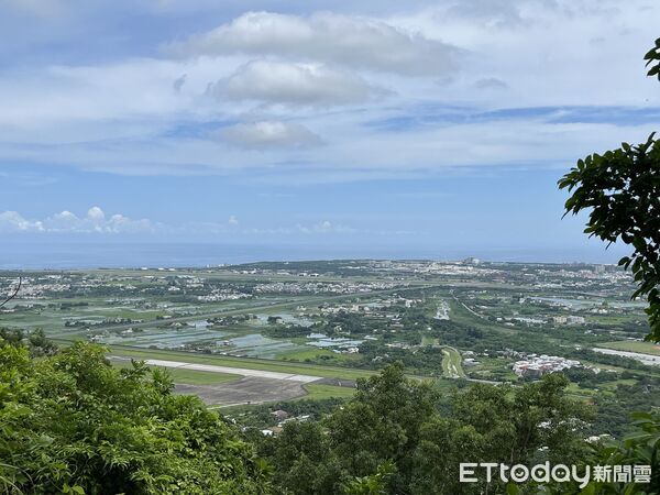 ▲▼佐倉步道依山勢而上，可欣賞奇萊平原、花東縱谷與太平洋的壯麗景致。（圖／花蓮分署提供，下同）