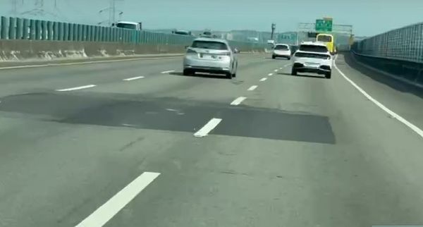 ▲國3南彰化路段因坑洞造成20車爆胎輪胎受損。（圖／國道警方提供）