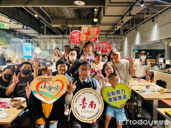 ▲台南市長黃偉哲出席公益餐會，感謝饗賓集團長期投入社會關懷。（圖／記者林東良翻攝，下同）