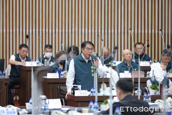 ▲台南市議會第4屆第9次臨時會18日閉幕，市長黃偉哲感謝議員支持與建言，承諾市府將持續攜手議會守護市民福祉。（圖／記者林東良翻攝，下同）