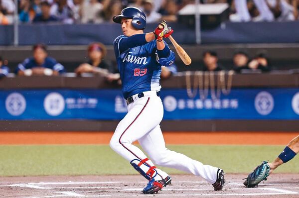 星光掀波瀾／獨家！嘴砲捲桃色風波　林立控球迷妨害自由踢鐵板