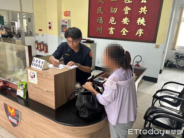 ▲曾婦求助內埔警方。（圖／記者陳崑福翻攝）