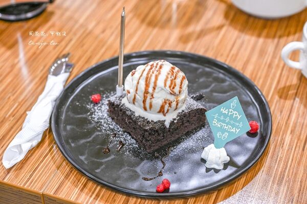 ▲▼威尼斯義大利餐廳。（圖／部落客周花花授權提供）