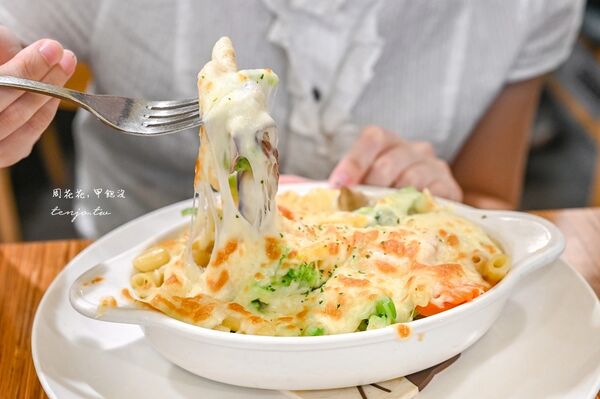 ▲▼威尼斯義大利餐廳。（圖／部落客周花花授權提供）