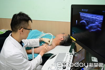 髮型師「不舉」半夜還痛醒　醫提醒：40歲後小心這病找上門